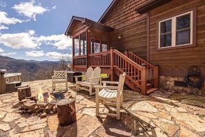 Terrace/patio - Millstone Lodge Cabin (Bryson City)