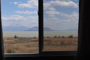 Interior - The Nest Utah: Private Home w/Mountain & Lake Views, Pollinator Garden & Pets OK (American Fork)