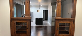 Spacious 4-bedroom bungalow in soothing Woodward with wonderful character!