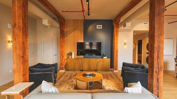 Smart TV, books