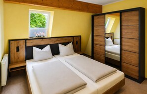 3 bedrooms, travel cot, free WiFi - Fewotraum Müritz - MÖWE4 (Röbel)