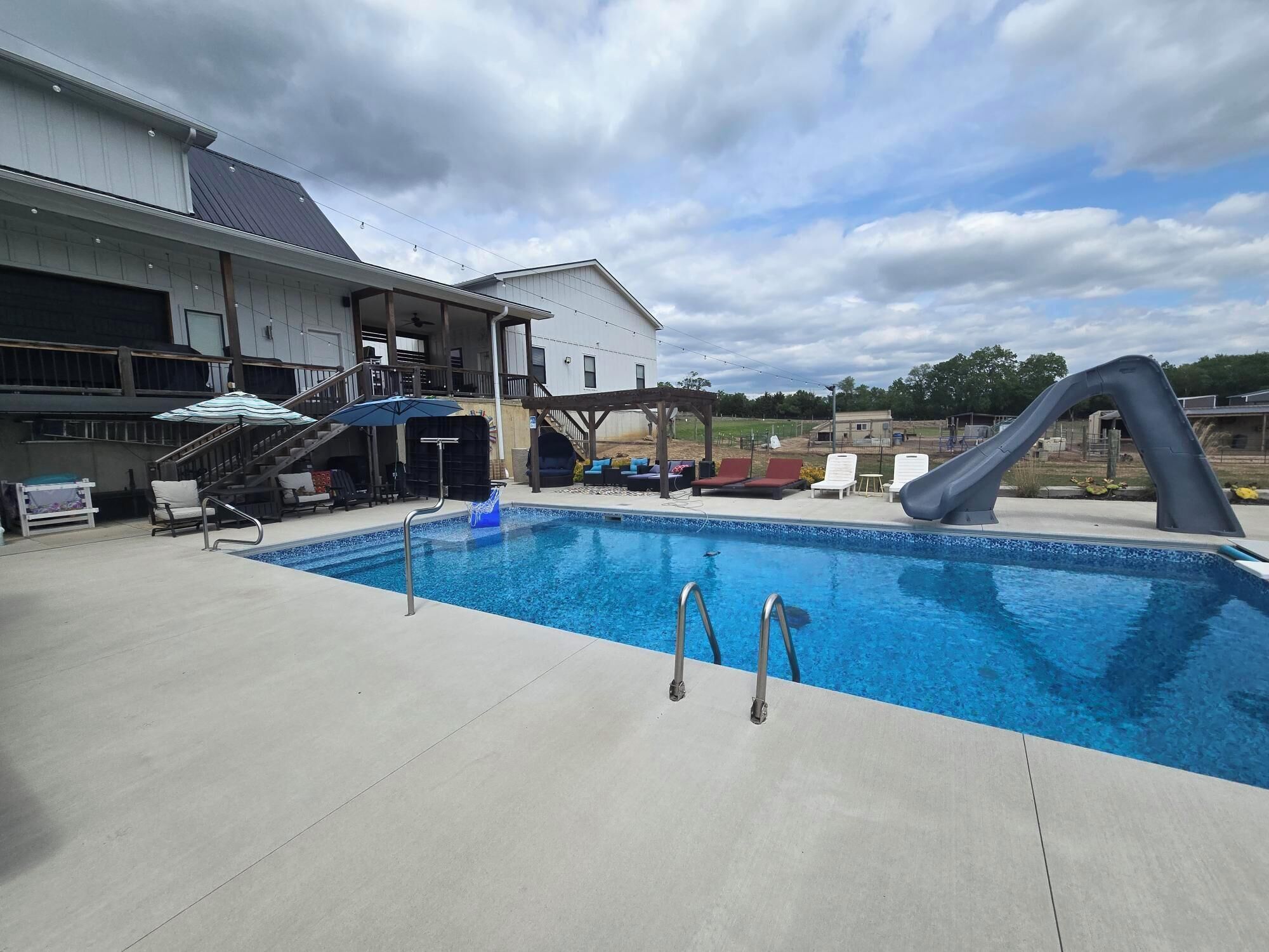 Outdoor pool, a heated pool