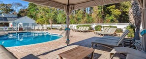 Pool - Your Coastal Getaway• 3 BR Deluxe • North Myrtle Beach (North Myrtle Beach)