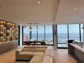 Living area - 
Experience the ultimate Florida Keys getaway in this modern waterfront estate (Key Largo)