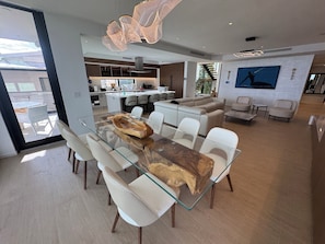 Dining - 
Experience the ultimate Florida Keys getaway in this modern waterfront estate (Key Largo)