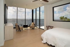 8 bedrooms, iron/ironing board, WiFi, bed sheets - 
Experience the ultimate Florida Keys getaway in this modern waterfront estate (Key Largo)