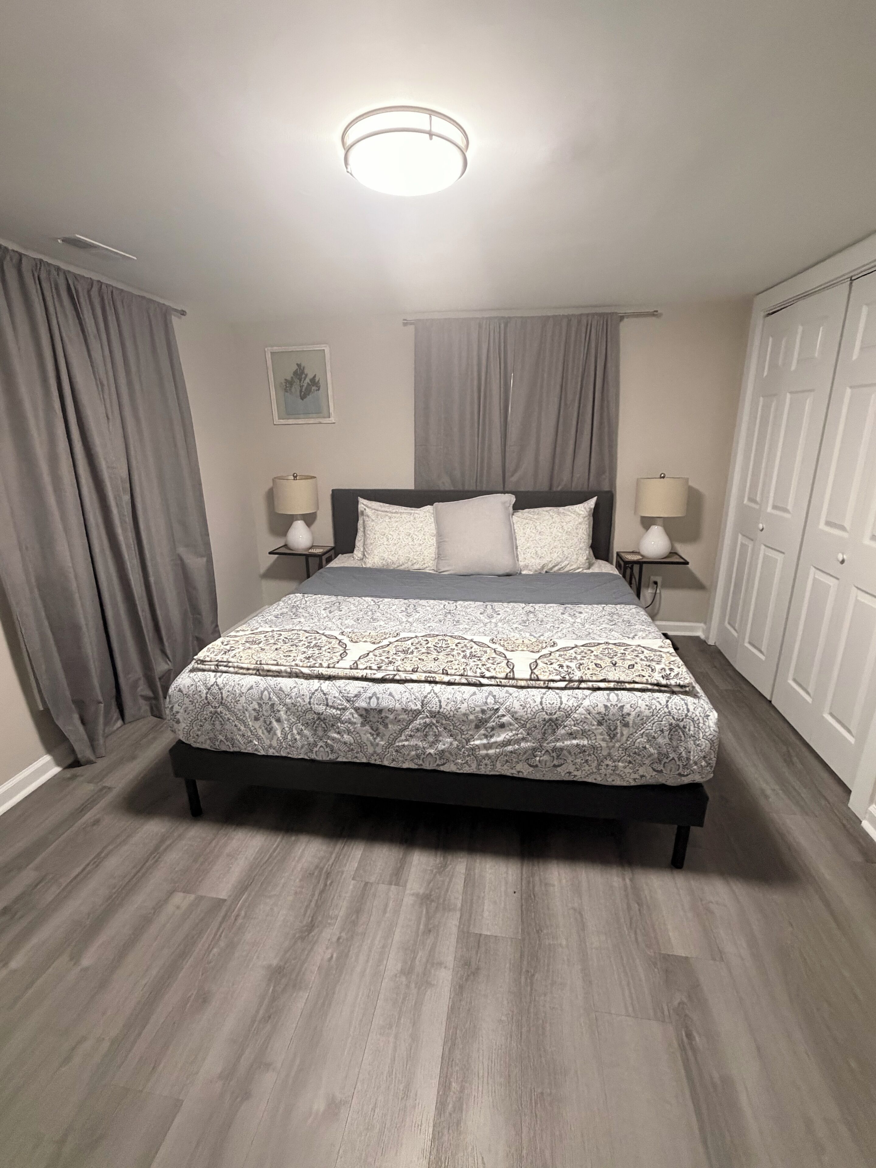 2 bedrooms, desk, iron/ironing board, free WiFi