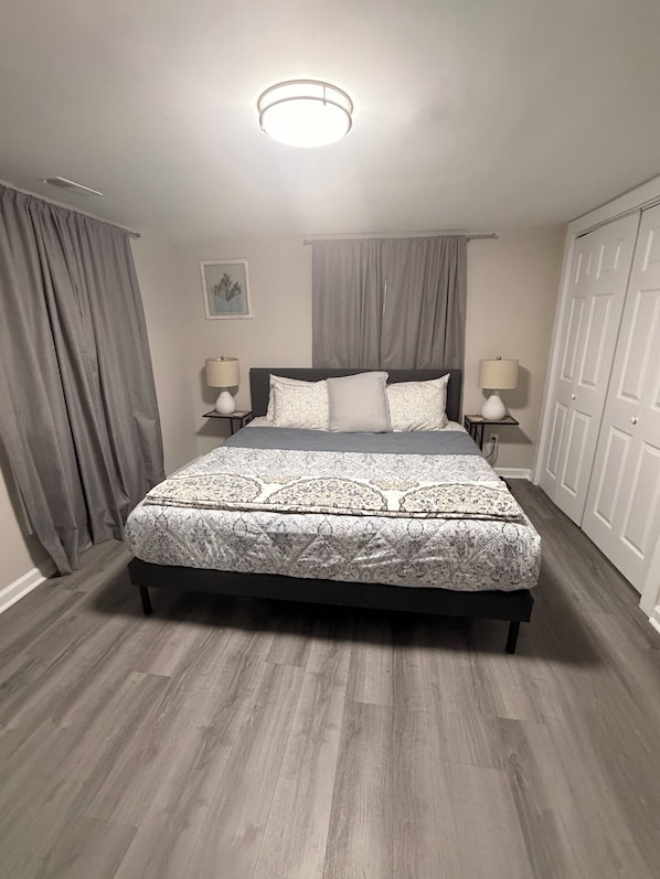 2 bedrooms, desk, iron/ironing board, free WiFi