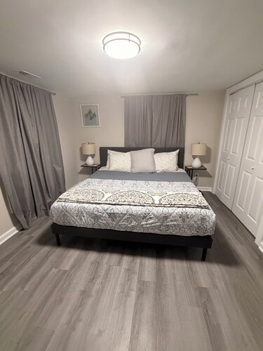 Spacious Cozy Home 30 Minutes from Raleigh