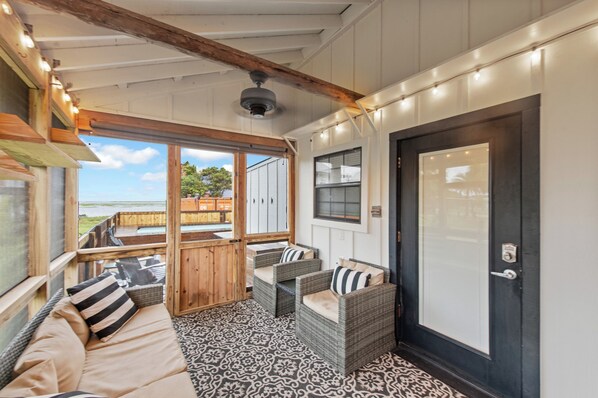 Property grounds - SIMPATICO | PRIVATE POOL + PET FRIENDLY (Port Aransas)