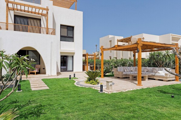 Terrace/patio - VESTA - Luxury APT - 3BR - Shedwan (El Gouna)