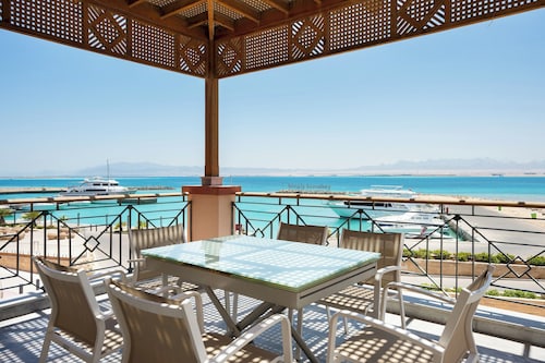VESTA - Luxury Apt - 3BR - Marina Soma Bay