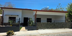 Exterior - House of Dreams / Casa de los Suenos,  5 minutes from Playa del Coco. (Guanacaste Province)