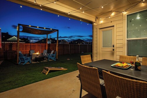 5-Bedroom Themed Retreat - The Providence