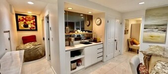 Vancouver Vacation Home Near Parks, Downtown, Metrotown & Major Attractions