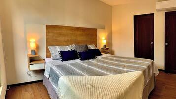 2 bedrooms, iron/ironing board, WiFi (free), bed sheets