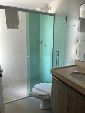 Family Apartment, Lanai | Bathroom - Melhor hospedagem em Ponta de Campina (Cabedelo)