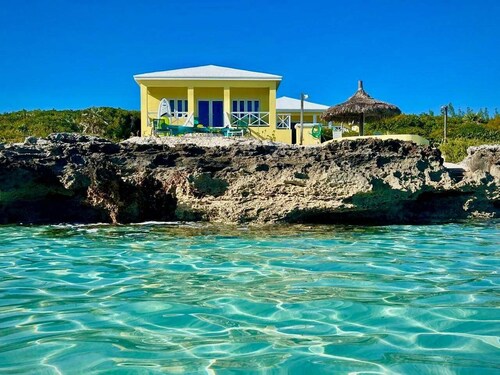 Newly Remodeled Home Calm Caribbean Pool