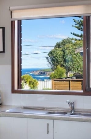 Interior - Viewpoint - Sparkling Coastline Views (Bega Valley)