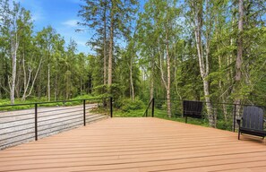 Property grounds - Indian Valley Chalet (Anchorage)