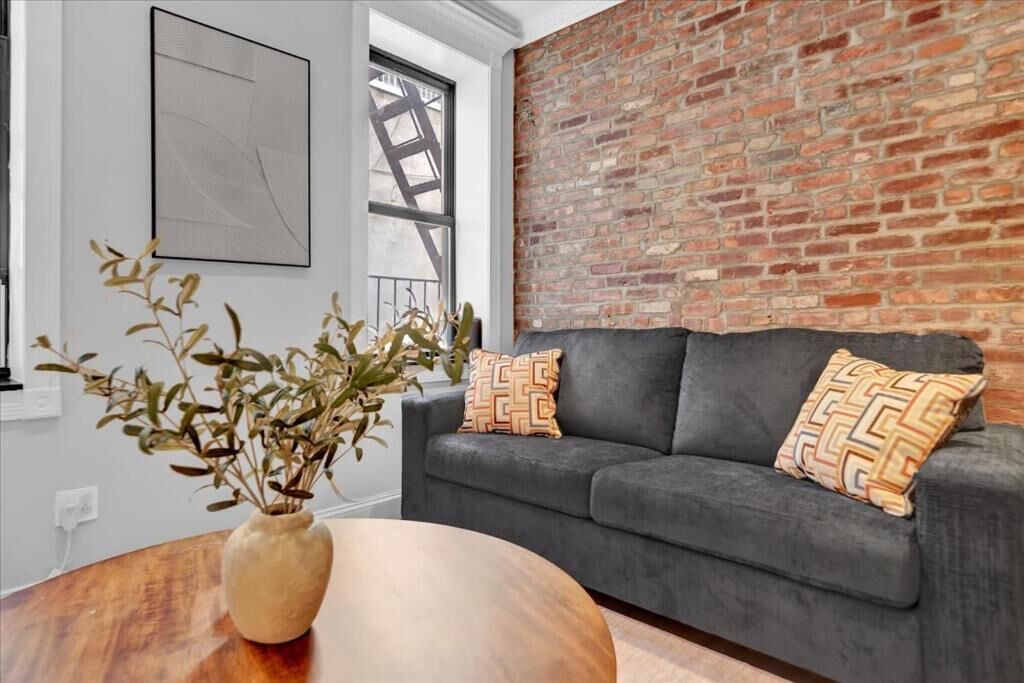 Apartment, 3 Bedrooms | Living area