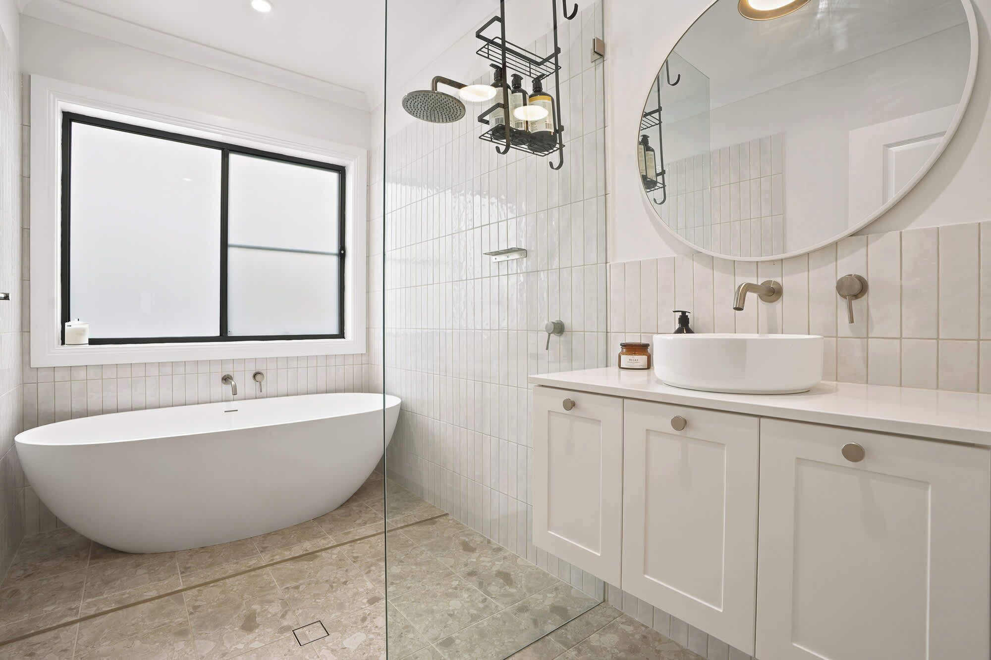 Shower, hair dryer, towels, shampoo