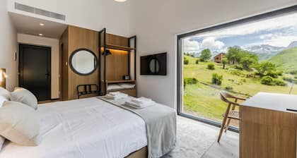 Odat n Bog Room 4 - Zana