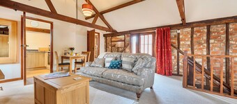 Barn Conversion Sleeps 2 with Parking