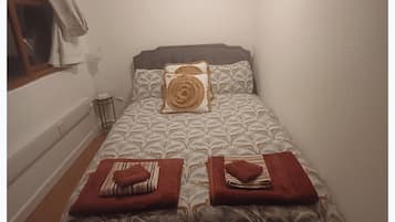 1 camera, ferro/asse da stiro, Wi-Fi, lenzuola