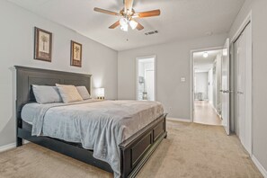 WiFi, bed sheets - Cozy Urban Retreat (Pensacola)