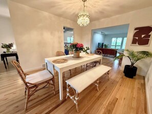 Dining - Sunny Retreat with Stunning Golf Course Views (Centennial)