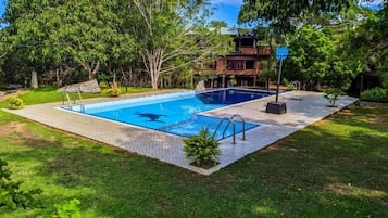 Outdoor pool, pool umbrellas