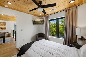 4 Schlafzimmer, Bügeleisen/Bügelbrett, Internetzugang, Bettwäsche