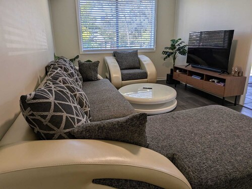 The Pine Rest | Spacious & Central Haven in Brendale