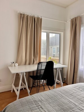 2 chambres, fer et planche à repasser, Wi-Fi gratuit, draps fournis