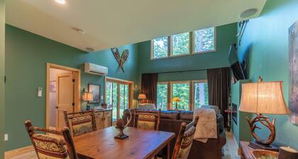 Stylish 3BR Adirondack Retreat Near Whiteface Mountain & Lake Placid