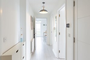 Interior - Lovely Sea View 2BDR Flat in Edinburgh (Edinburgh)