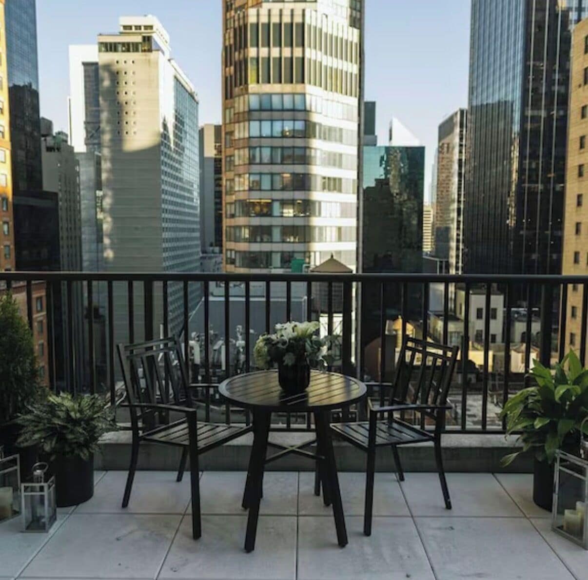 屋外ダイニングエリア