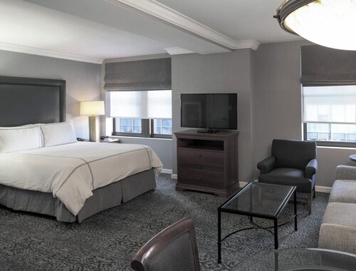 Manhattan Club