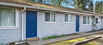 Charming Renovated 2BR Haven-Close to JBLM & Hospitals, Sleeps 6