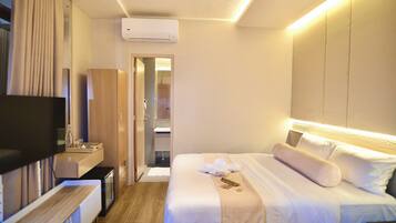 Habitació Deluxe | Minibar, caixa forta a l'habitació i escriptori