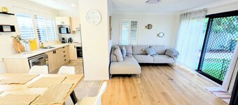 Umina beach retreat. Walk to Shore.3BR. Fire pit.Netflix