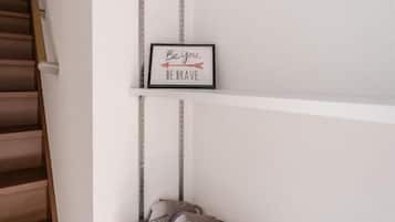 Double or Twin Room | Interior