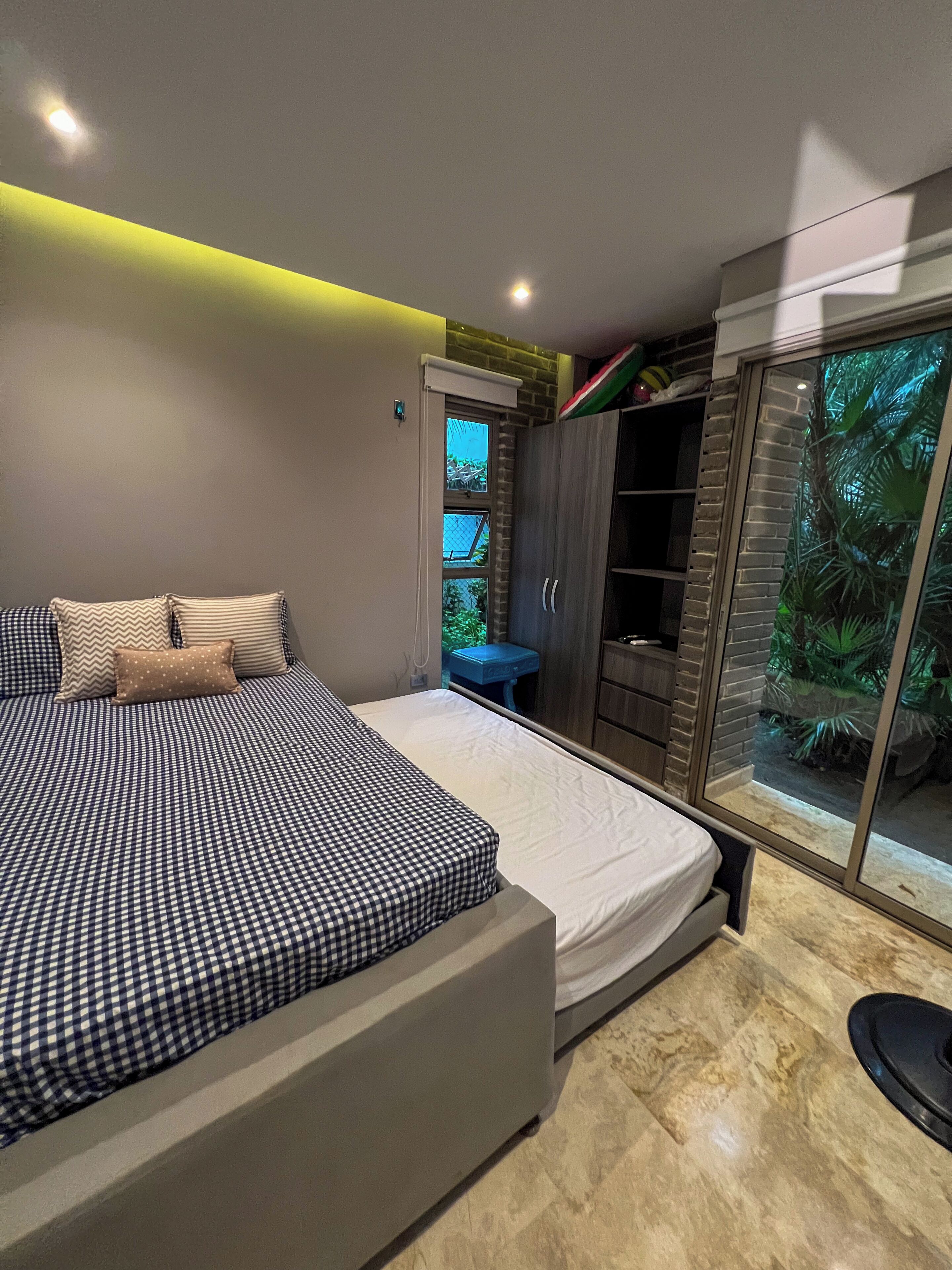 6 chambres, Wi-Fi, draps fournis