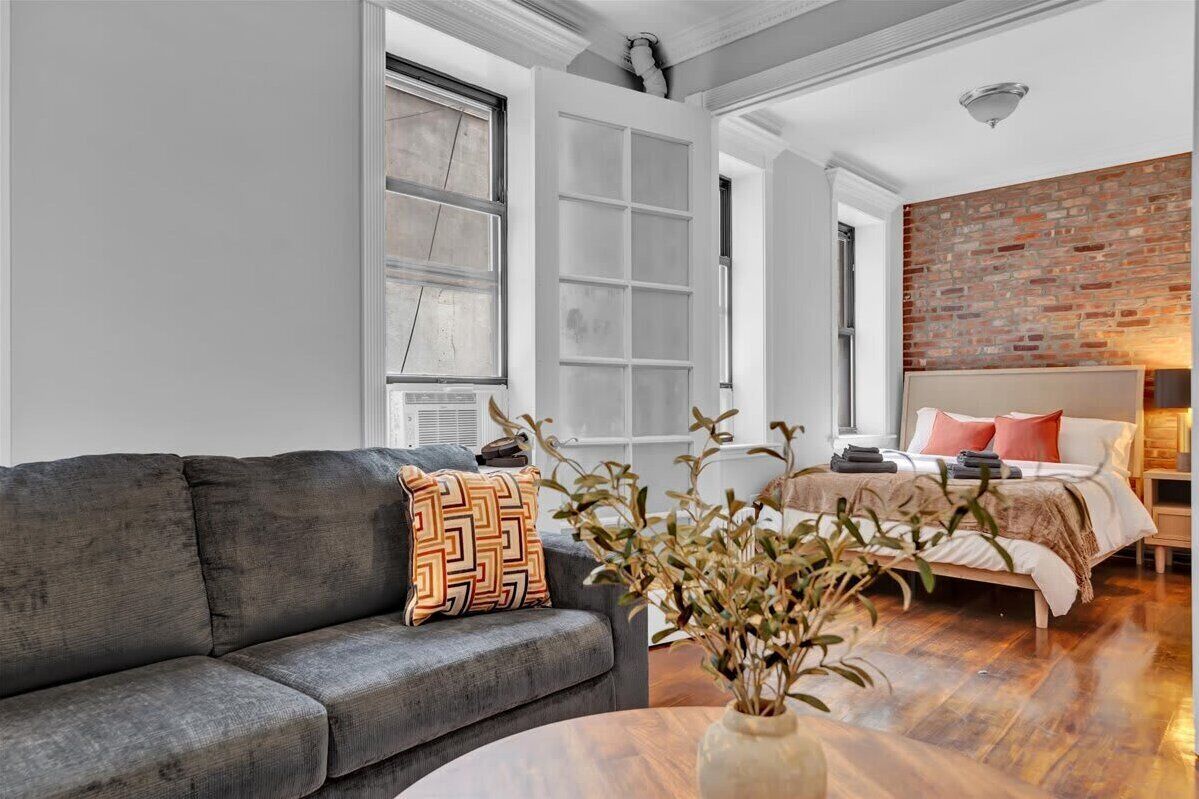 Apartment, 3 Bedrooms | Living area