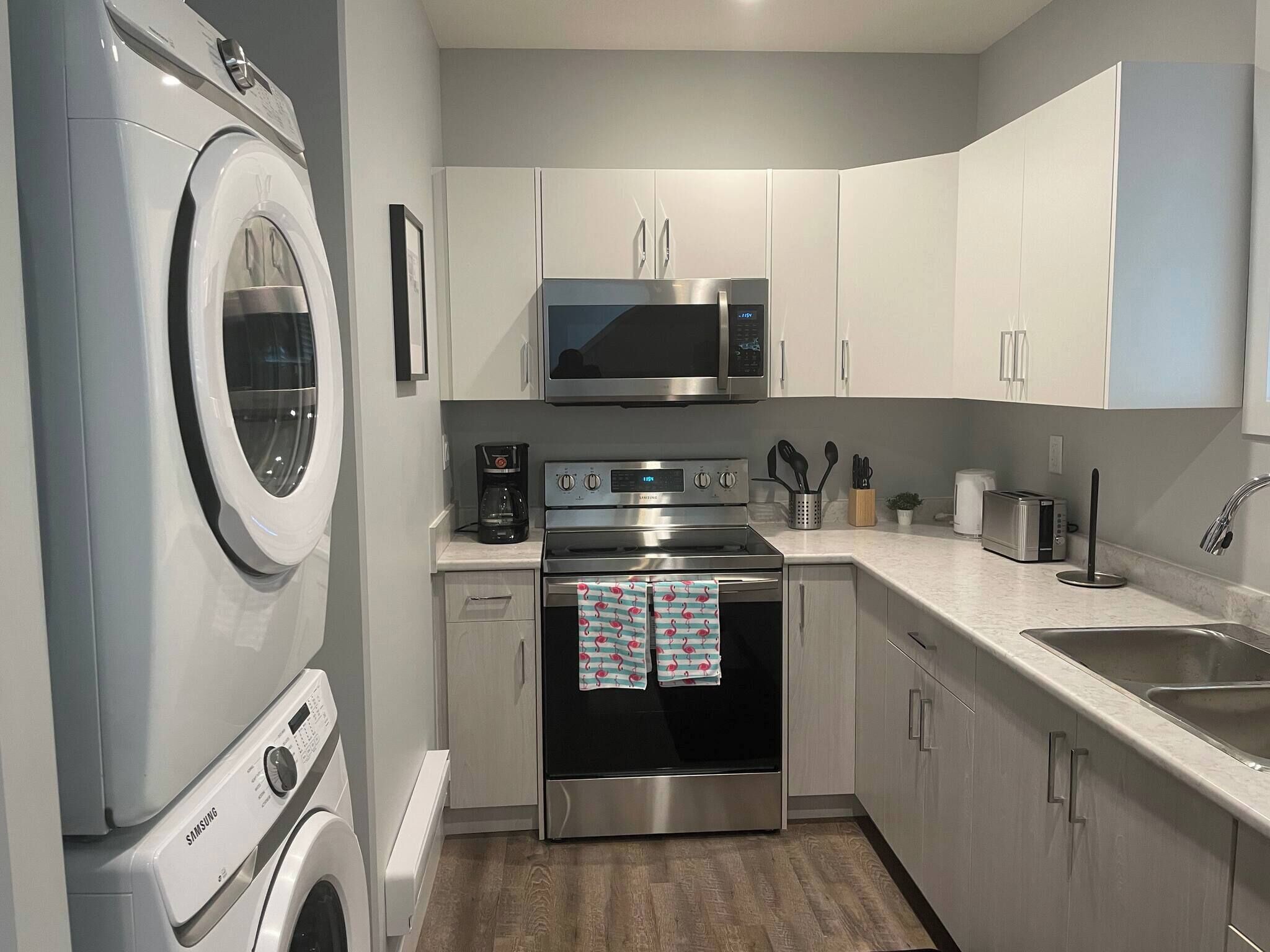 House, 2 Bedrooms | Laundry