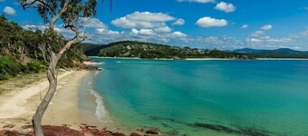 Queens Cove by Holiday Management Co