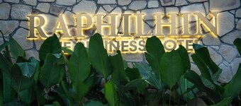 Raphilhin The Business Hotel