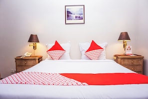 Room - Hotel O near Pantai Padang formerly Bou (Padang)