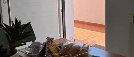 お食事